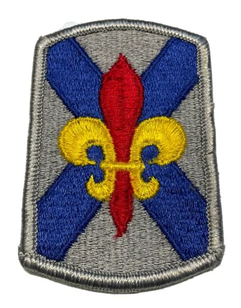 Vietnam Era Us Army 256th Infantry Brigade Full Color Merrowed Edges