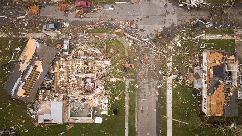 New Orleans Tornadoes Leave A Path Of Destruction The New York Times