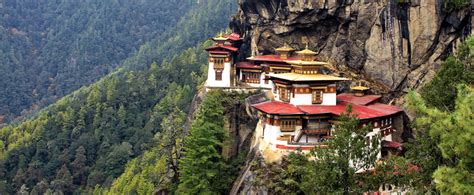 Bhutan is a tiny and remote kingdom nestling in the himalayas between its powerful neighbours, india and china. Bhutan | Alumni Travel