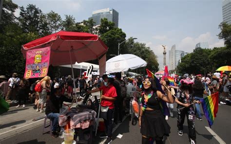 fotos marcha del orgullo lgbt en la cdmx “más empatía menos orgullo”