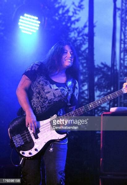 Bass Player Mona Performs At The Tulalip Amphitheatre On August 15 News Photo Getty Images