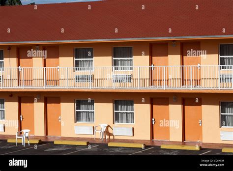 A Typical American Motel In Florida Stock Photo Alamy