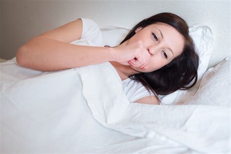 cómo calmar la tos durante la noche nexofin