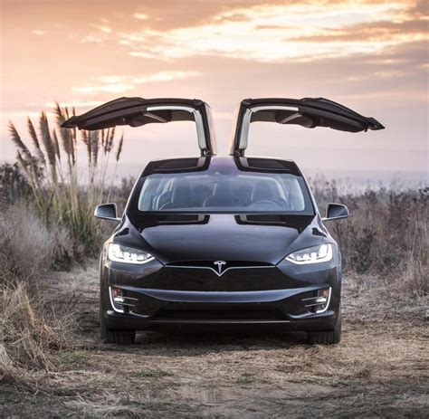 Elektro Suv Tesla Model X D Im Test Welt