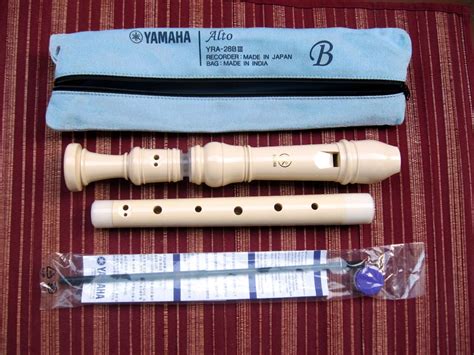 Flauta Contralto Yamaha Yra 28blll Sist Barroconueva 100 S 22000