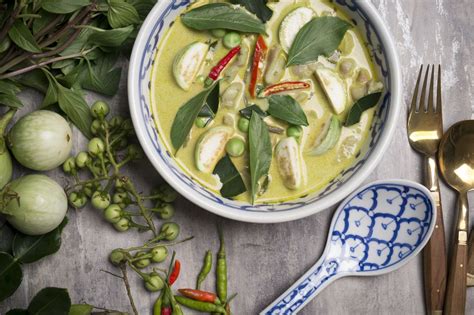 Vegetarian Thai Green Coconut Curry Recipe