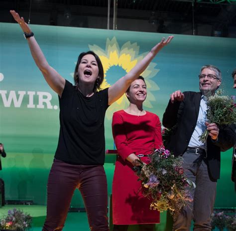 Für spott braucht sie danach nicht mehr zu sorgen. Grünen-Parteitag in Leipzig: Wo die Distanz zur Union ...