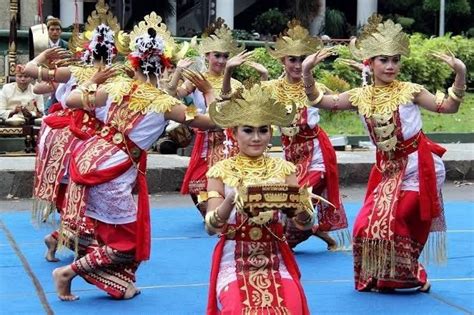 Ragam Budaya Dan Kesenian Asli Ntb Yang Wajib Diketahui