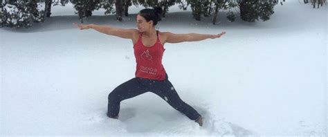 Winter S Hottest Health Trend Snow Yoga Abc News