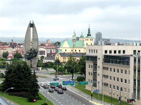 It lies along the wisłok river at the juncture of the carpathian mountains and the sandomierz basin. Insider's Guide To Rzeszow - Top Things To Do In Rzeszow ...