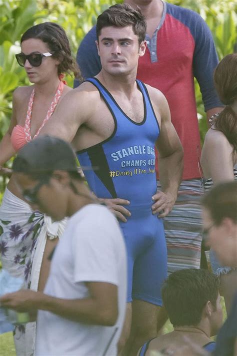 See 8 Photos Of Buff Zac Efron Proving He S The Full Package In Tight