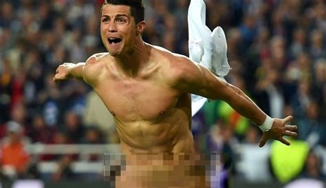 Zdj Cristiano Ronaldo Kt Re Zosta Y Poddane Cenzurze