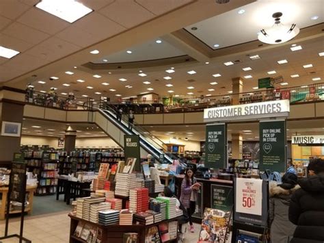 BARNES NOBLE BOOKSELLERS 50 Photos 75 Reviews Bookstores 98
