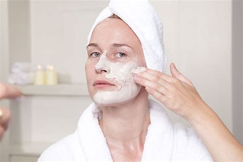 How To Give Yourself A Spa Style Anti Ageing Facial At Home Woman