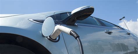 5 rewards are only available with the platinum credit card. How an electric car works | CUA