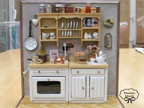 Miniature Dollhouse Kitchen Old Style Scale 1 12