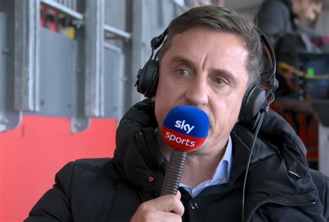 Video Papering Over The Cracks Gary Neville Critical Of Liverpool Ace