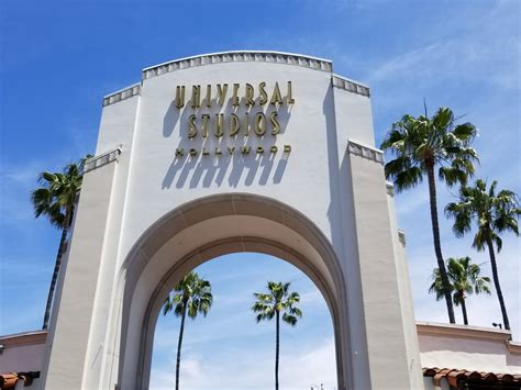 Universal Studios Hollywood Funtastic Life