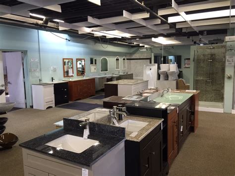 Our showroom teams warmly invite you to browse and explore our display bathrooms which have traditional paneled bathroom. Bathroom Showroom in Denver - Denver Shower Doors & Denver ...