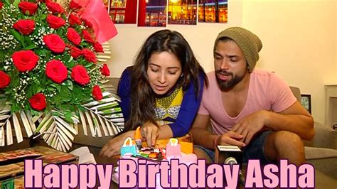 Asha Negi Celebrates Her Birthday With Rithvik And Tellybytes Youtube