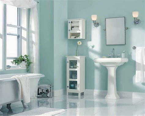 Some of the best color ideas for painting a bathroom is mixing pale gray ceiling with embellished gray walls and wooden framing. Bathroom Paint Colors That Always Look Fresh and Clean