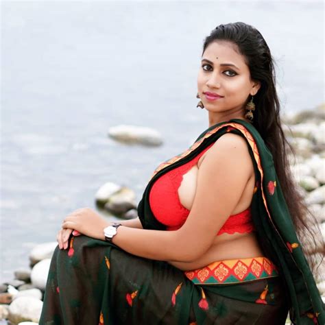 Sensational Bengali Model Nandini Nayek Amazing Photos Facts N Frames Movies Music