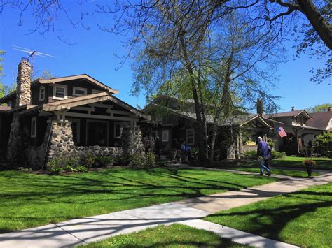 Story Of The Neighborhood House Walk Puts Spotlight On River Forest