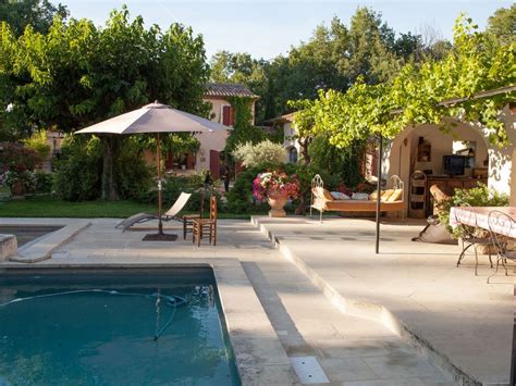 Authentic Provencal Farmhouse In The Heart Of The Luberon In The