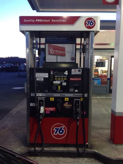 76 Gas Station Gas And Service Stations Auburn Wa Reviews Photos