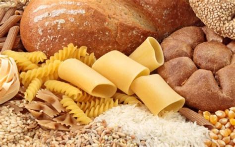 Granuli quali riso, grano, orzo e mais pane, pasta e cereale fagioli, noci. CARBOIDRATI: LI CONOSCIAMO DAVVERO BENE?