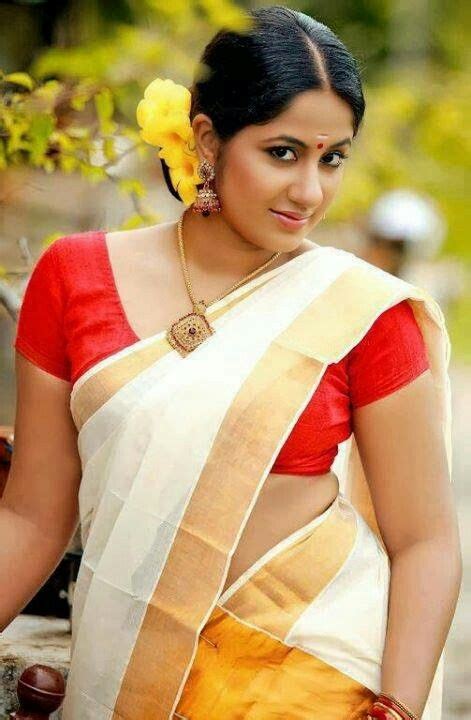 Woman In Kerala Saree Girls Image South Indian Hairstyle Actresses