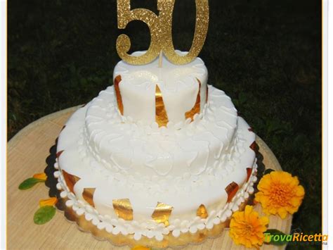 Quest'estate mi è stata commissionata la realizzazione di un regalo per un 50° anniversario di matrimonio. 50 Anni Di Matrimonio Torta / Maria E Raffaele Tanti ...