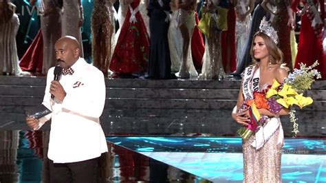 In Photos What Happened When Miss Universe 2015 Host Steve Harvey Read