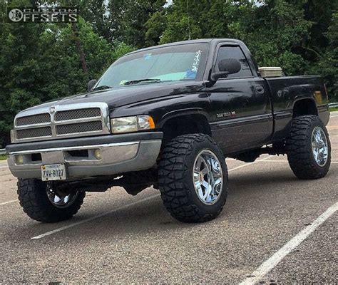 1998 Dodge Ram 1500 With 20x12 44 Moto Metal Mo962 And 35125r20