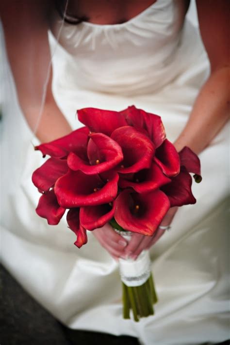 30 Stunning Valentines Day Wedding Bouquets Weddingomania