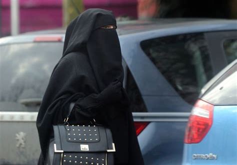 Niqab Hijab Burqa Des Voiles Et Beaucoup De Confusions En Savoir My Xxx Hot Girl