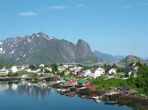 Where You Should Stay In Norway To Visit The Fjords Routes North