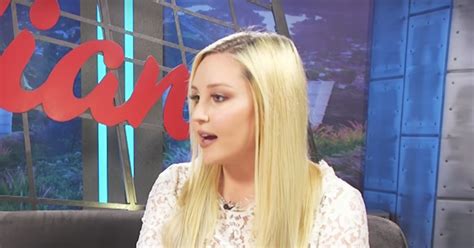 Amanda Bynes Resurfaces With First Interview In 4 Years Teases