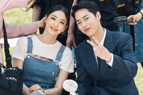 lee da hee shows love for “search ” co star lee jae wook with a sweet comment