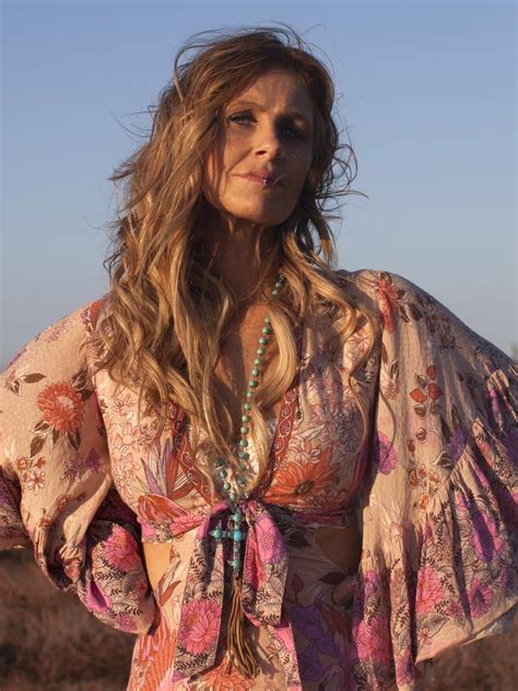 Kasey Chambers Chats About Her Latest Release Campfire The Advertiser