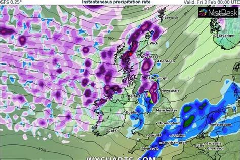 Snow Bomb To Hit Uk With Weather Map Predicting Two Inches To Fall