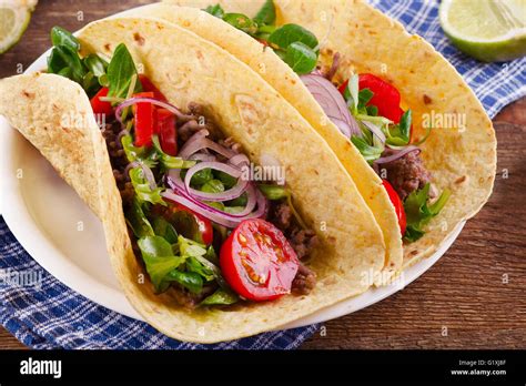 Taco Wrap Hi Res Stock Photography And Images Alamy