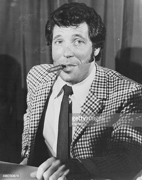 Tom Jones Smoking Cigar Photos And Premium High Res Pictures Getty Images