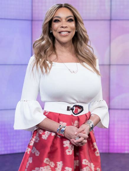 Beautiful Long Wavy Without Bangs Blonde Wendy Williams Wigs