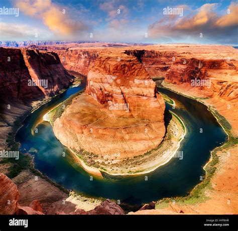 View Of Famous Horse Shoe Bend At Utah Usa Stock Photo Alamy