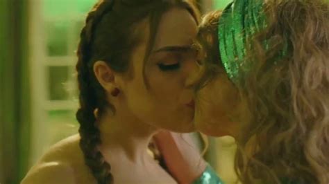 Redhead Celeb Elizabeth Gillies Sex Scenes Compilation Xhamster