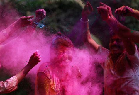 Happy Holi Festival 2016 Bursts Of Colour Light Up The Sky As Hindus In India Celebrate