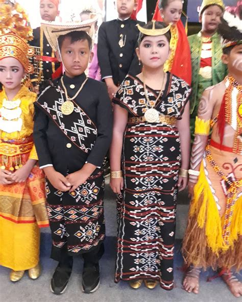 Sanggar Nusantara Dot Com Jakarta Sewa Baju Adat Nusa Tenggara