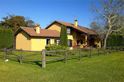 La casa rural de la sierra es una casa de aldea totalmente restaurada. Casa Rural El Llagar en Asturias. Cerca de Villaviciosa y ...