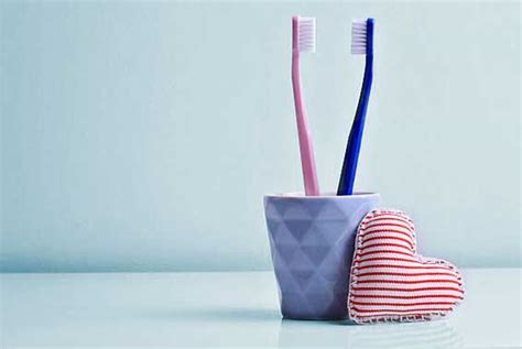 Is Sharing A Toothbrush Really Bad